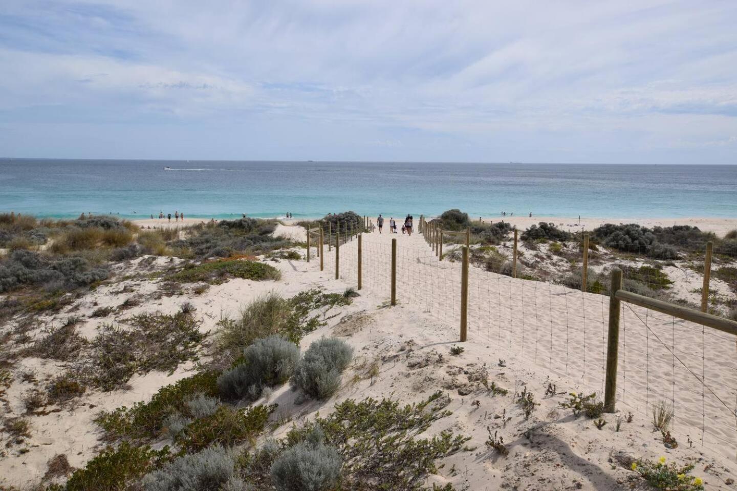 West Beach Lagoon 123 Great Views Perth Exterior foto